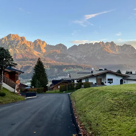 Berghof 126 *
